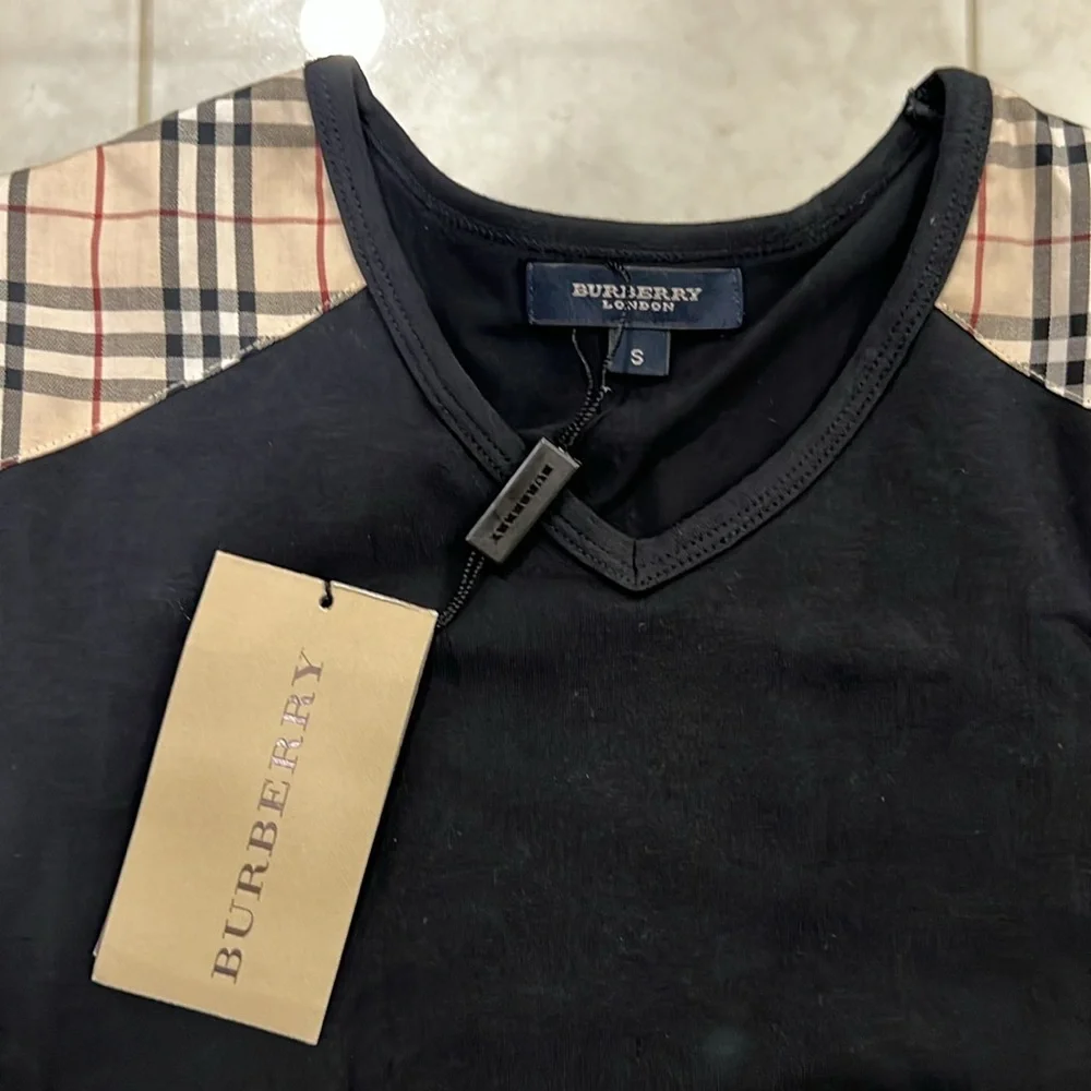 🔥🔥🔥Authentic Burberry Blue Label Women’s Top - Picture 4 of 7